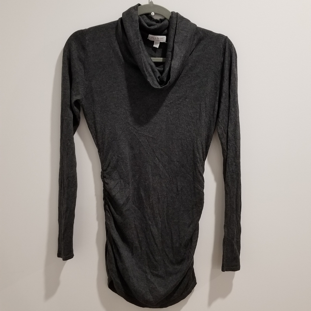 A pea in the pod maternity lightweight sweater